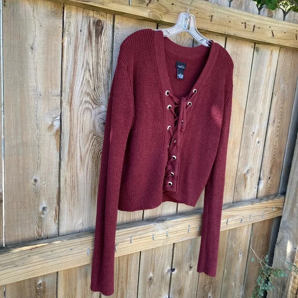 Rue 21 Lacy-Up Sweater Sz XL - Picture 3 of 8